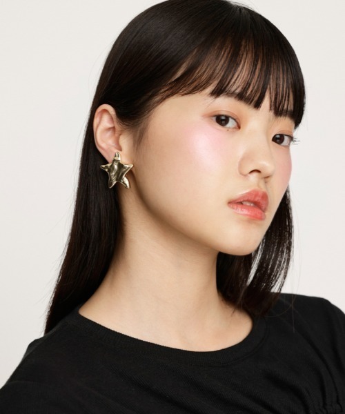 SLY（スライ）の「STAR EARRING スター イヤリング（イヤリング・レディース・ゴールド/シルバー・FREE）」の13枚目の写真