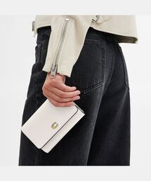 COACH（コーチ）の「エッセンシャル ミディアム フラップ ウォレット