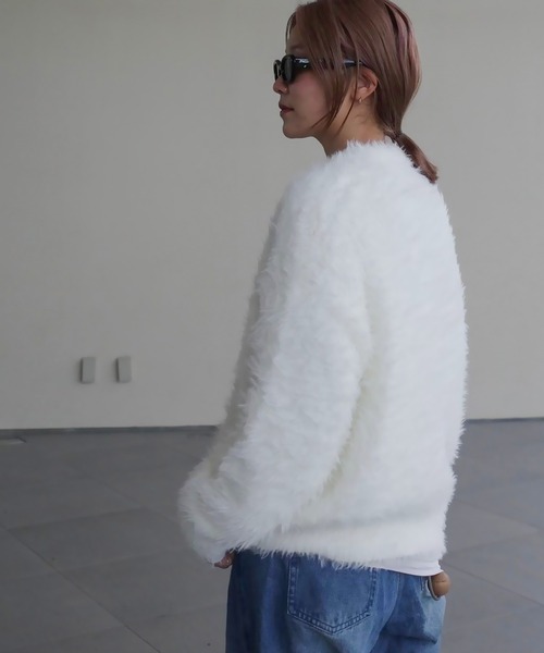 HEILIS(ヘイリス)の「《hideka select》フェザータッチプルオーバーニット / アイボリー ホワイト ブラック ブルー ラメ シャギーニット 秋服 冬服 ニットカーディガン 羽織り アウター 韓国 保温 ガーリー 長袖 トップス カジュアル ホリデー(ニット/セーター・レディース・ブルー系その他/ブラック系その他/グレー系その他/ブラック/アイボリー・FREE)」の8枚目の写真