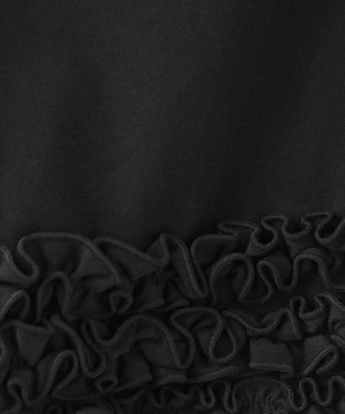 LOWRYS FARM（ローリーズファーム）の「スソフリルショートパンツ　 134959（その他パンツ・キッズ・グリーン/チャコールグレー/ブラック・150cm/140cm/130cm/120cm/110cm）」の4枚目の写真