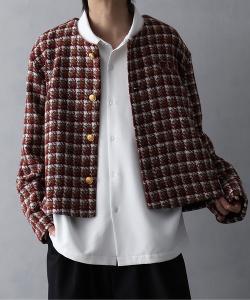 ノーカラーゴールドボタンショート丈ツイードジャケット（ノーカラー