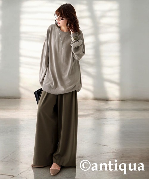 antiqua（アンティカ）の「Uネックニット（ニット/セーター・レディース・ダークグレー/グリーン/グレイッシュベージュ/ブラック/ブルー・R/P）」の19枚目の写真