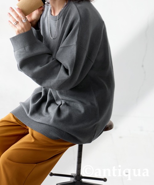 antiqua（アンティカ）の「Uネックニット（ニット/セーター・レディース・ダークグレー/グリーン/グレイッシュベージュ/ブラック/ブルー・R/P）」の13枚目の写真