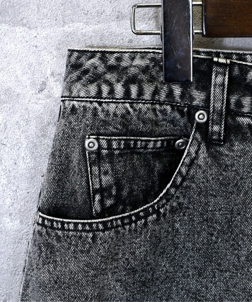 Ritzy(リッツィー)の「vintage like loose fit denim pants/ヴィンテージ ライク ルーズフィット デニムパンツ レディース メンズ(デニムパンツ・メンズ・ワンウォッシュ/グレー/ライトブルー/ブラック/ケミカルウォッシュ・M/L/XL)」の18枚目の写真