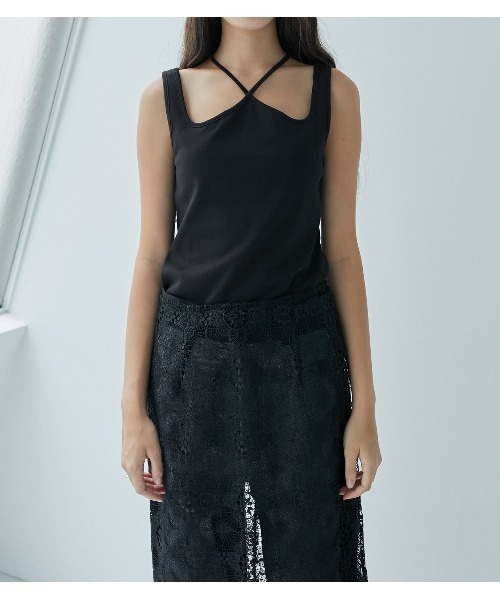 LE CIEL BLEU(ルシェルブルー)の「ラウンドカットアウトブラタンクトップ / Round Cut-out Bra Tanktop(タンクトップ・レディース・オフホワイト/ブラック・34/36)」の11枚目の写真