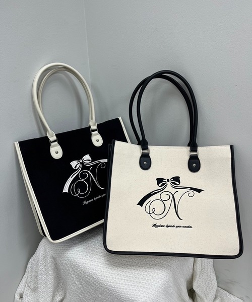 one after another NICE CLAUP(ワンアフターアナザーナイスクラップ)の「【WEB限定商品】刺繍入りトリミングトートバッグ(トートバッグ・レディース・ホワイト系その他/ブラック/アイボリー/ホワイト系その他2/ブラック系その他・FREE)」の15枚目の写真