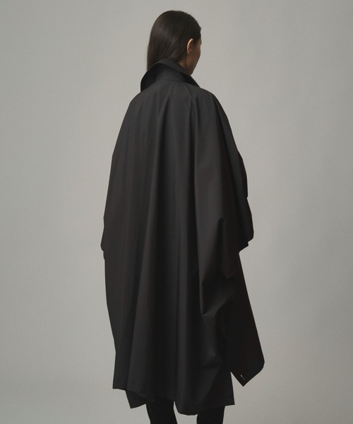 TROVE(トローヴ)の「TROVE / PONCHO MAC COAT(ポンチョ・メンズ・ブラック系その他/ブラック系その他2/ダークブラウン/チャコール・1/3)」の20枚目の写真