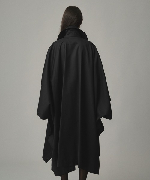 TROVE(トローヴ)の「TROVE / PONCHO MAC COAT(ポンチョ・メンズ・ブラック系その他/ブラック系その他2/ダークブラウン/チャコール・1/3)」の19枚目の写真