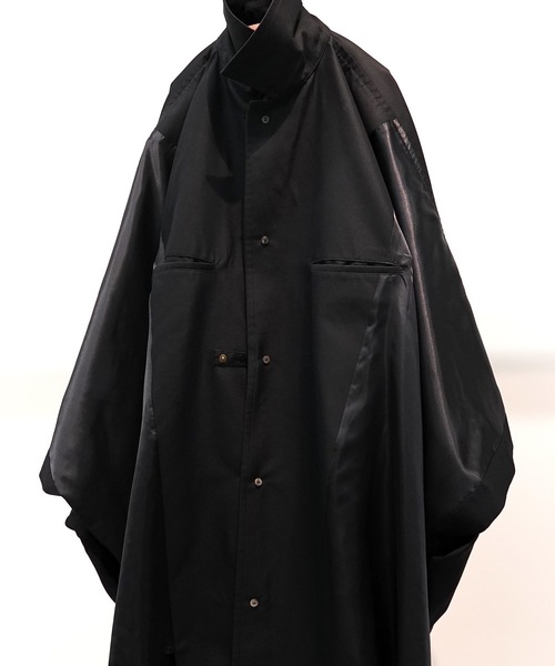 TROVE(トローヴ)の「TROVE / PONCHO MAC COAT(ポンチョ・メンズ・ブラック系その他/ブラック系その他2/ダークブラウン/チャコール・1/3)」の9枚目の写真