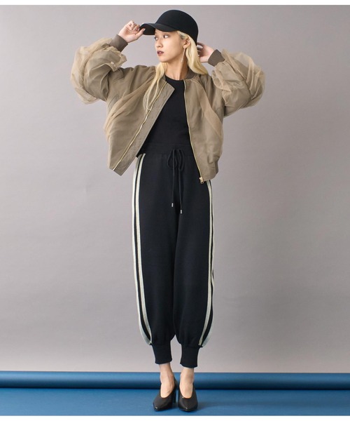 Settimissimo（セッティミッシモ）の「サイドラインリラックスジョガーパンツ（その他パンツ・レディース・アイボリー/ブラック・FREE）」の10枚目の写真