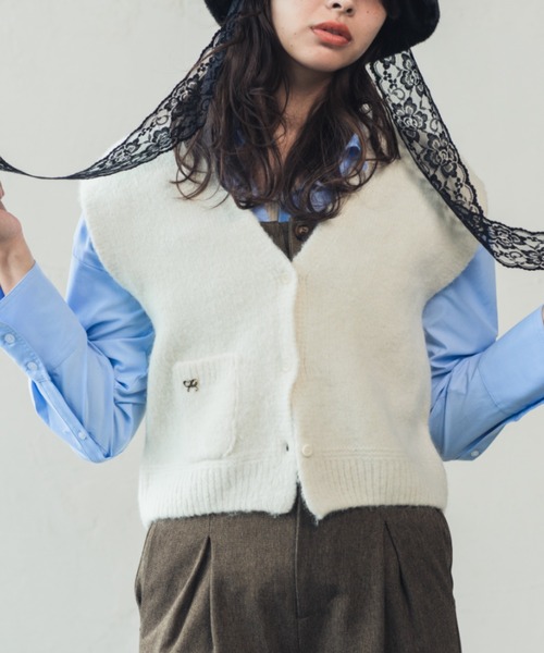 ORIENT MILLINERY（オリエント ミリナリー）の「BABY ALPACA BLEND KNIT VEST | ベビーアルパカ混ニットベスト（ベスト・レディース・アイボリー/キャメル/チャコールグレー・FREE）」の10枚目の写真