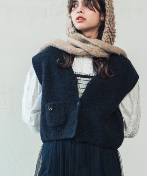 ORIENT MILLINERY（オリエント ミリナリー）の「BABY ALPACA BLEND KNIT VEST | ベビーアルパカ混ニットベスト（ベスト・レディース・アイボリー/キャメル/チャコールグレー・FREE）」の5枚目の写真