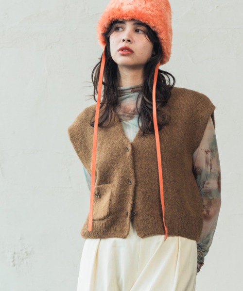 ORIENT MILLINERY（オリエント ミリナリー）の「BABY ALPACA BLEND KNIT VEST | ベビーアルパカ混ニットベスト（ベスト・レディース・アイボリー/キャメル/チャコールグレー・FREE）」の7枚目の写真