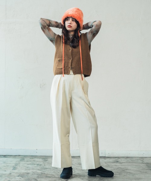 ORIENT MILLINERY（オリエント ミリナリー）の「BABY ALPACA BLEND KNIT VEST | ベビーアルパカ混ニットベスト（ベスト・レディース・アイボリー/キャメル/チャコールグレー・FREE）」の6枚目の写真