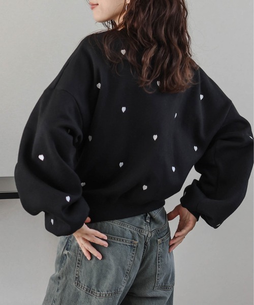 SUGAR BISKET（シュガービスケット）の「裏起毛ハート刺繍スウェット（ベスト・レディース・ブラック/チャコール/ホワイト/グレー・フリー）」の12枚目の写真