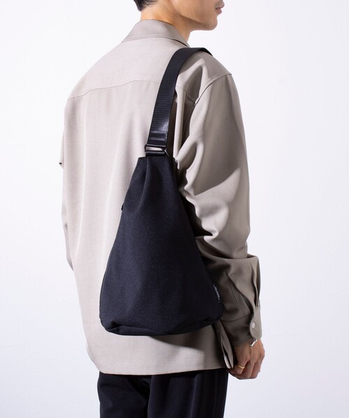 【Un coeur/アンクール】Triangle Shoulder TOROⅡ ショルダーバッグ（ショルダーバッグ）｜Un coeur（アンクール）