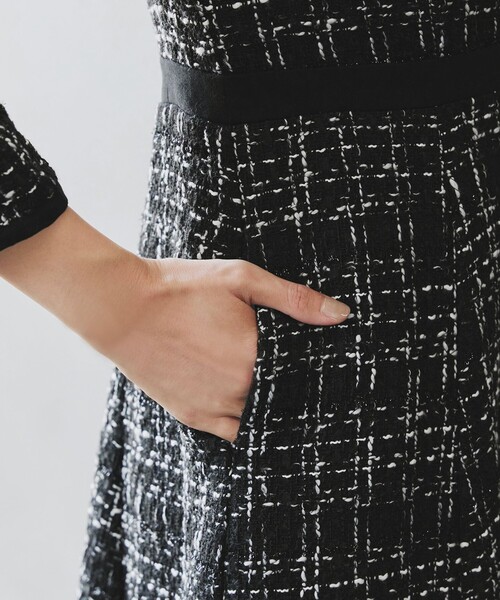 Tiaclasse（ティアクラッセ）の「配色ツイードワンピース（ワンピース・レディース・オフホワイト/ブラック/ベージュ/ブラック系その他/ネイビー・S/M/L）」の7枚目の写真