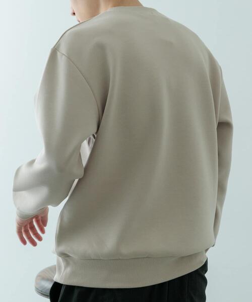 ITEMS URBANRESEARCH（アイテムズ アーバンリサーチ）の「ストレッチダンボール クルーネックプルオーバー（スウェット・メンズ・グレー/ブラウン/ライトベージュ/ブラック・LARGE/MEDIUM）」の22枚目の写真