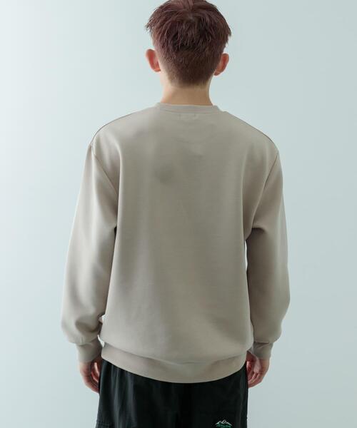 ITEMS URBANRESEARCH（アイテムズ アーバンリサーチ）の「ストレッチダンボール クルーネックプルオーバー（スウェット・メンズ・グレー/ブラウン/ライトベージュ/ブラック・LARGE/MEDIUM）」の18枚目の写真
