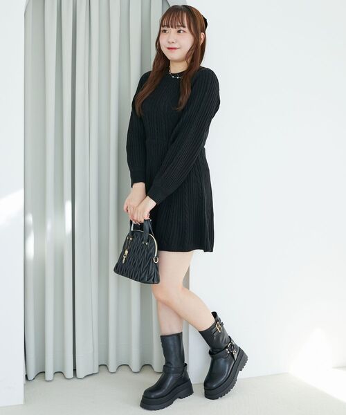 MAJESTIC LEGON（マジェスティックレゴン）の「ケーブル編みフレアニットワンピース（ワンピース・レディース・ブラック/アイボリー/ボルドー/グレー・MEDIUM）」の19枚目の写真