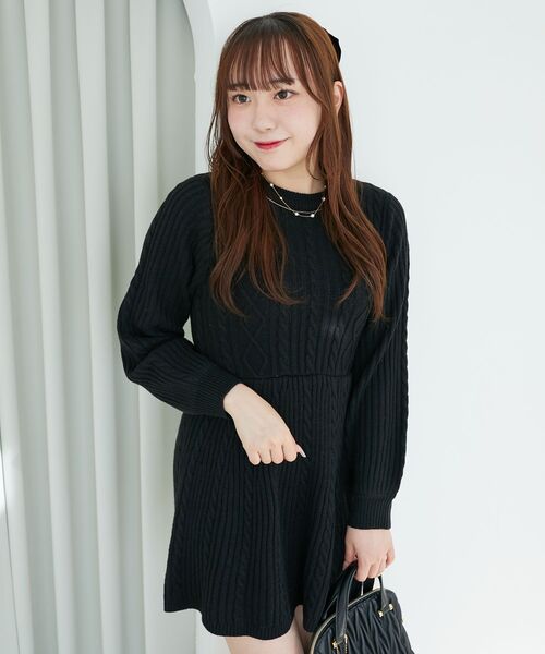 MAJESTIC LEGON（マジェスティックレゴン）の「ケーブル編みフレアニットワンピース（ワンピース・レディース・ブラック/アイボリー/ボルドー/グレー・MEDIUM）」の21枚目の写真