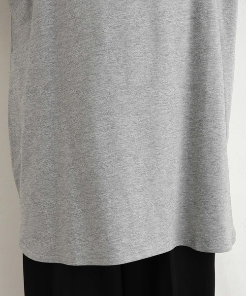 ElegChic（エレグシック）の「ハイネックオーバーサイズトップス（Tシャツ/カットソー・レディース・ライトカーキ/杢グレー/ブラック・M/XL/4L）」の20枚目の写真