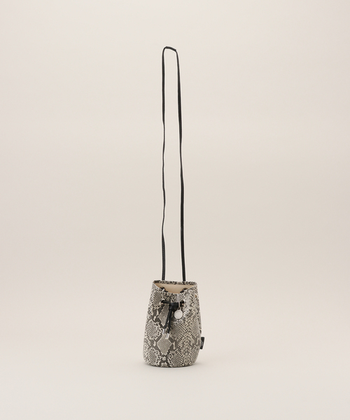LE TALON(ルタロン)の「blancle/ブランクレ TUBE MINI BAG(ハンドバッグ・レディース・ベージュ・FREE)」の11枚目の写真