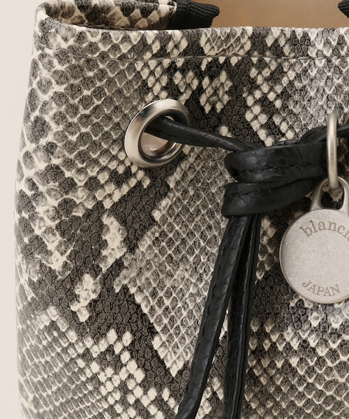 LE TALON(ルタロン)の「blancle/ブランクレ TUBE MINI BAG(ハンドバッグ・レディース・ベージュ・FREE)」の3枚目の写真