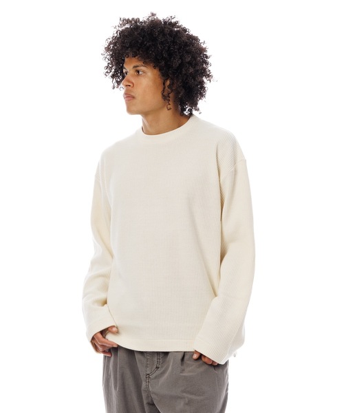 Sandinista(サンディニスタ)の「Roughly Cotton Knit Slit Top / ザックリスリット入りコットンニットトップ(ニット/セーター・メンズ・ピンク系/ブルー系その他/アイボリー・MEDIUM/SMALL/LARGE)」の2枚目の写真