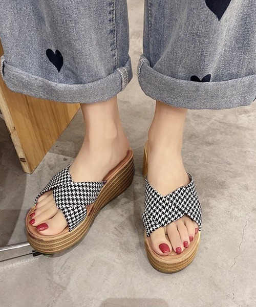 Miniministore(ミニミニストア)の「厚底サンダル ウエッジソール 韓国風(サンダル・レディース・ブラック/その他/ゼブラ/グリーン/レオパード/ベージュ/オレンジ・22.5cm/23.0cm/24.0cm/24.5cm/23.5cm)」の5枚目の写真