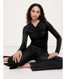 Banana Republic（バナナリパブリック）の「クレープ ルーシュ Vネックトップス（Tシャツ/カットソー）」