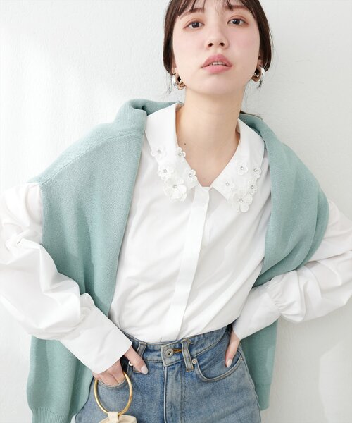 natural couture(ナチュラルクチュール)の「お花モチーフ衿ブラウス(シャツ/ブラウス・レディース・ネイビー/オフホワイト/ブルー・FREE)」の22枚目の写真