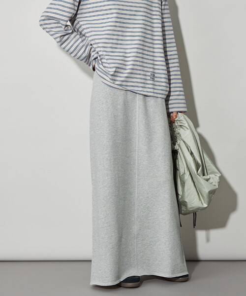 CITEN（シテン）の「＜CITEN＞ウエストロゴスウェットロングスカート（スカート・レディース・ダークグレー/ライトグレー・S/M）」の4枚目の写真