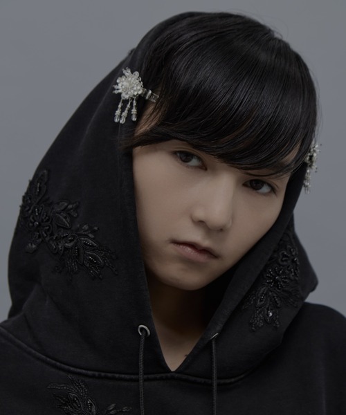 tanaka daisuke ヘアクリップ　右 tanakadaisuke/タナカダイスケ】crystal hair clip right