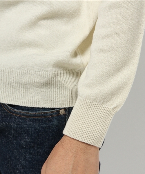 URBAN RESEARCH（アーバンリサーチ）の「UR TAILOR ウールカシミヤクルーニット（ニット/セーター・メンズ・ホワイト/カーキ/ブラウン/グリーン/ブルー・LARGE/MEDIUM）」の9枚目の写真
