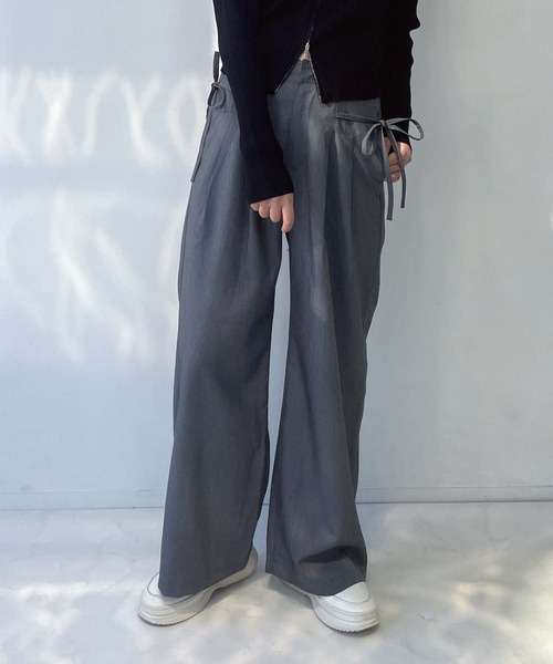 AS KNOW AS plus（アズノゥアズプラス）の「●サイドリボンワイドパンツ（スラックス・レディース・ブラック/チャコールグレー・FREE）」の15枚目の写真