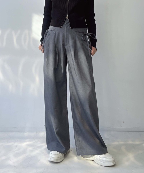 AS KNOW AS plus（アズノゥアズプラス）の「●サイドリボンワイドパンツ（スラックス・レディース・ブラック/チャコールグレー・FREE）」の16枚目の写真
