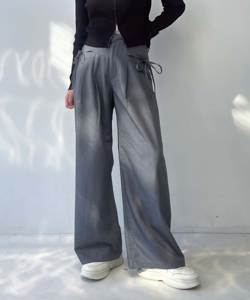 AS KNOW AS plus（アズノゥアズプラス）の「●サイドリボンワイドパンツ（スラックス・レディース・ブラック/チャコールグレー・FREE）」の18枚目の写真