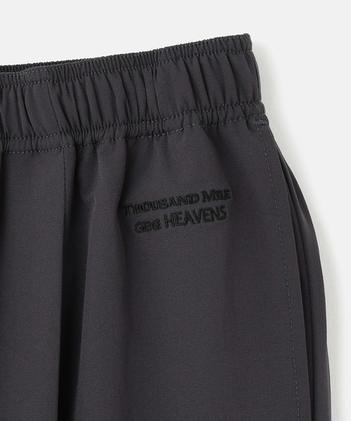 THOUSAND MILE（サウザンドマイル）の「【WEB限定】(THOUSAND MILExGENE HEAVENS)FRENCH SLEEVE TOP & TAPERED PANTS SET UP（ワンピース・レディース・ブラック/グレー・ONE SIZE）」の15枚目の写真