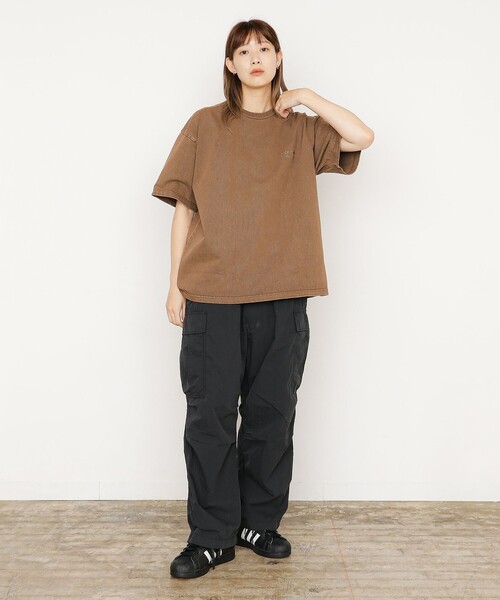 BEAMS T（ビームスティー）の「ONEITA / Pigment Dye T-shirt 25SS（Tシャツ/カットソー・レディース・シルバー/ブラック/ブラウン/ピンク・S/M/L/XL）」の16枚目の写真