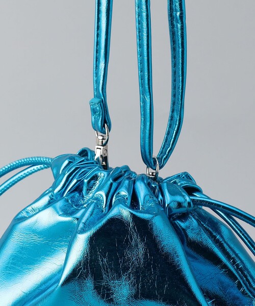 coen(コーエン)の「メタリック巾着ショルダー(ショルダーバッグ・レディース・ゴールド/シルバー/ブラック/コバルトブルー・FREE)」の5枚目の写真