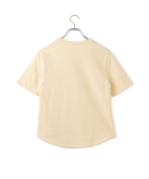 ADAM ET ROPE'(アダムエロペ)の「【EMOELLE】UネックTEE(Tシャツ/カットソー・レディース・ベージュ/ホワイト・FREE)」の20枚目の写真