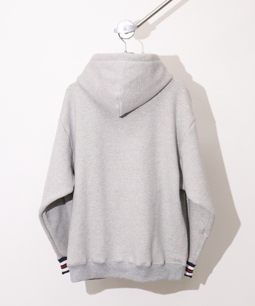 FILA HERITAGE（フィラヘリテージ）の「FILA HERITAGE SWEAT HOODIE ワンポイント刺繍 フーディー（パーカー・メンズ・グレー/ネイビー・XL/L/M）」の21枚目の写真