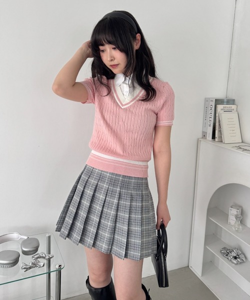 Loueme(ルエム)の「襟付きドッキングケーブルニットトップス(ニット/セーター・レディース・アイボリー/ブラック/ピンク・FREE)」の18枚目の写真