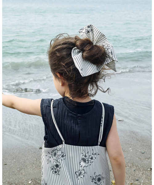 【大人可愛く上品♪国内発】LV サマー ガーデン・シュシュ セール】ストライプフラワーシュシュ kids（シュシュ）｜IENA