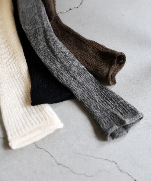 select MOCA by son（セレクトモカバイソン）の「センターラインシアーニット（ニット/セーター・レディース・アイボリー/グレー/ブラック/ブラウン・FREE）」の18枚目の写真