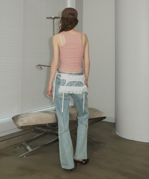 SHAGGIE(シャギー)の「切り替えフレアデニムパンツ(デニムパンツ・レディース・ブラック/ブルー・SMALL/MEDIUM)」の10枚目の写真