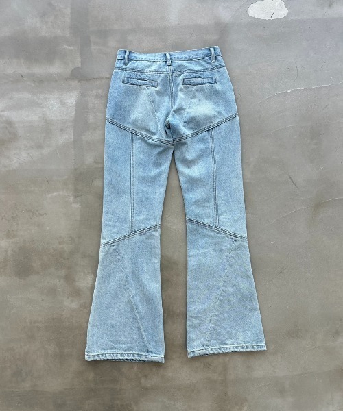 SHAGGIE(シャギー)の「切り替えフレアデニムパンツ(デニムパンツ・レディース・ブラック/ブルー・SMALL/MEDIUM)」の8枚目の写真