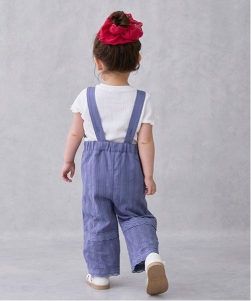 petit main(プティマイン)の「レースサロペット(サロペット/オーバーオール・キッズ・ネイビー/オフホワイト・S/M/L)」の6枚目の写真