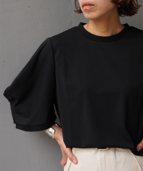 DROIT BELLO(ドロイトベロ)の「DROIT BELLO(ドロイトベロ) 袖タックドレープトップス(Tシャツ/カットソー・レディース・ブラック/アイボリー・F)」の8枚目の写真